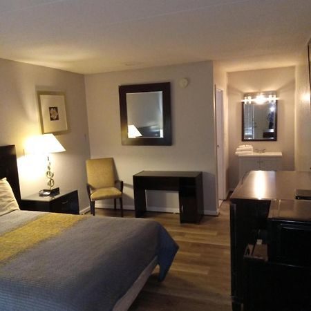 Apm Inn And Suites Winchester Buitenkant foto