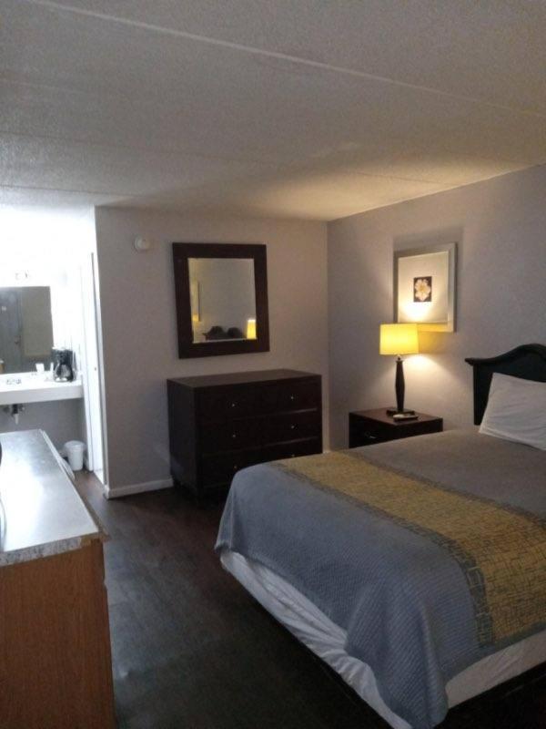 Apm Inn And Suites Winchester Buitenkant foto
